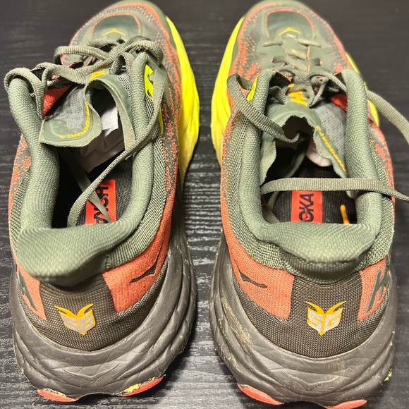 Hoka One One Speedgoat 5 size 10.5 - Picture 5 of 7